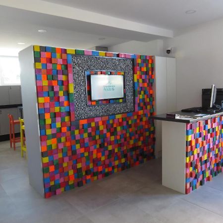 Hotel Alojamientos Aviche 6 Сантандер Экстерьер фото
