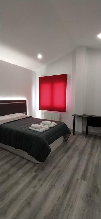 Hotel Alojamientos Aviche 6 Сантандер Экстерьер фото