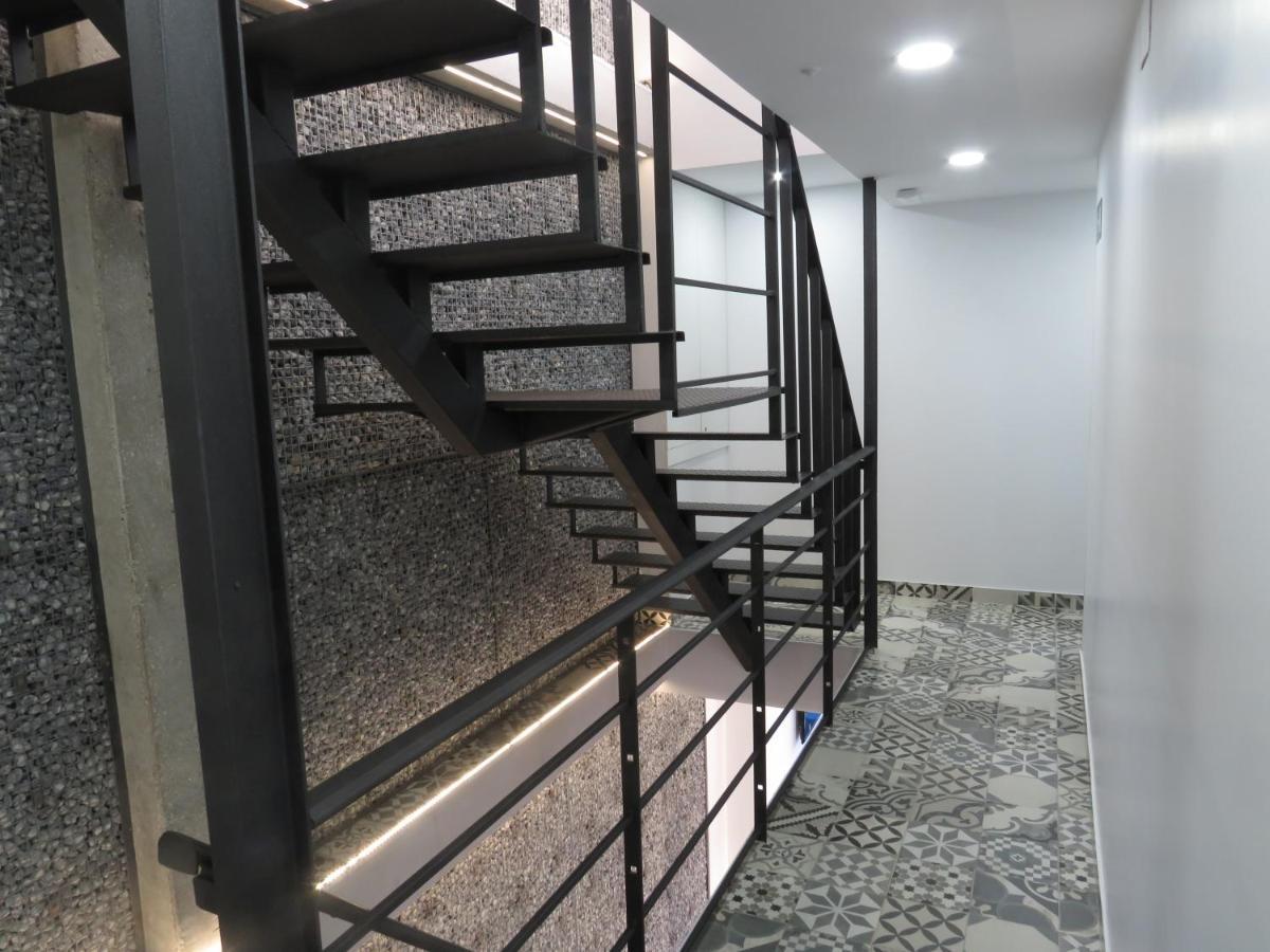 Hotel Alojamientos Aviche 6 Сантандер Экстерьер фото